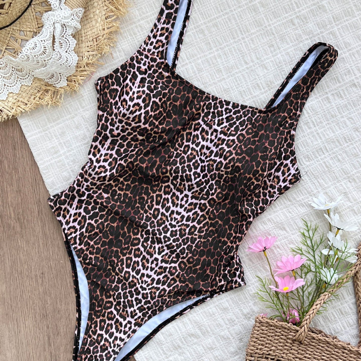 Dame Et-stykke Badedragt med ekstravagante Cut-Outs og moderne Leopardmønster Stilla