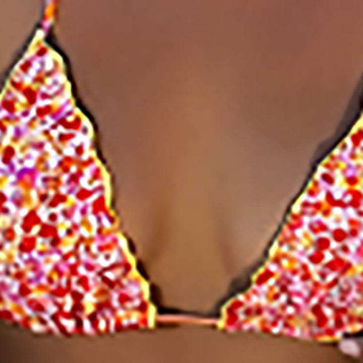 Dame triangel-bikini med farverigt flæsedesign Skovae