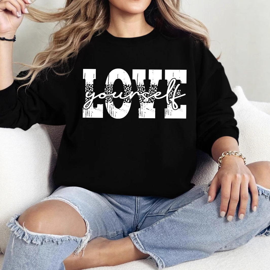 Kvinders sweatshirt med kreativ LOVE påskrift og afslappet pasform Stilla