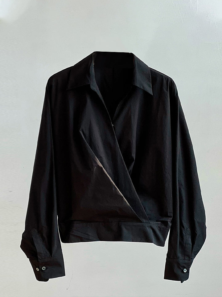 Dame bluse skjorte med elegant indpakningslook og moderne krave Stilla