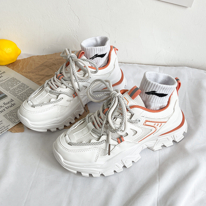 Dame Sporty Sneakers med skridsikker profilsåler og reflekterende accenter Stilla