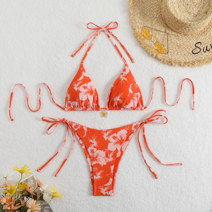 Dame triangel-bikini med floralt design og justerbare stropper Skovae