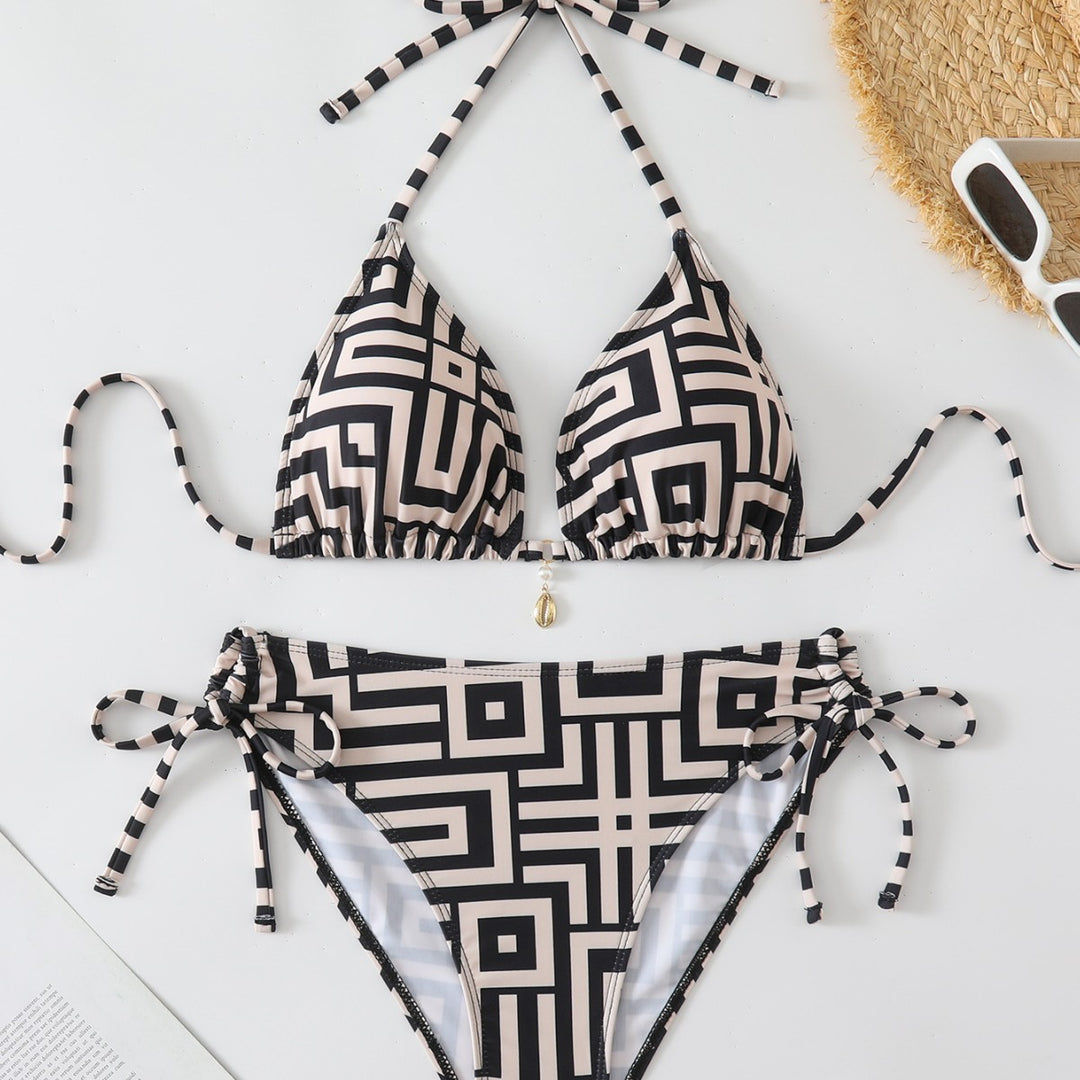 Dame trekantet bikini med stilfuld grafikdesign Skovae