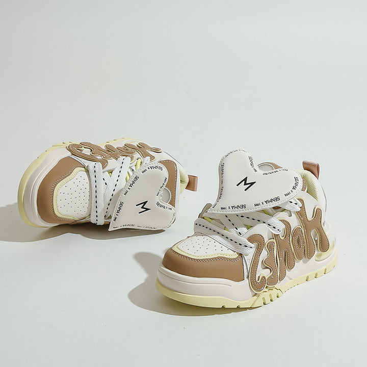Dame Sporty Sneakers med unikt design og åndbart overmateriale Stilla