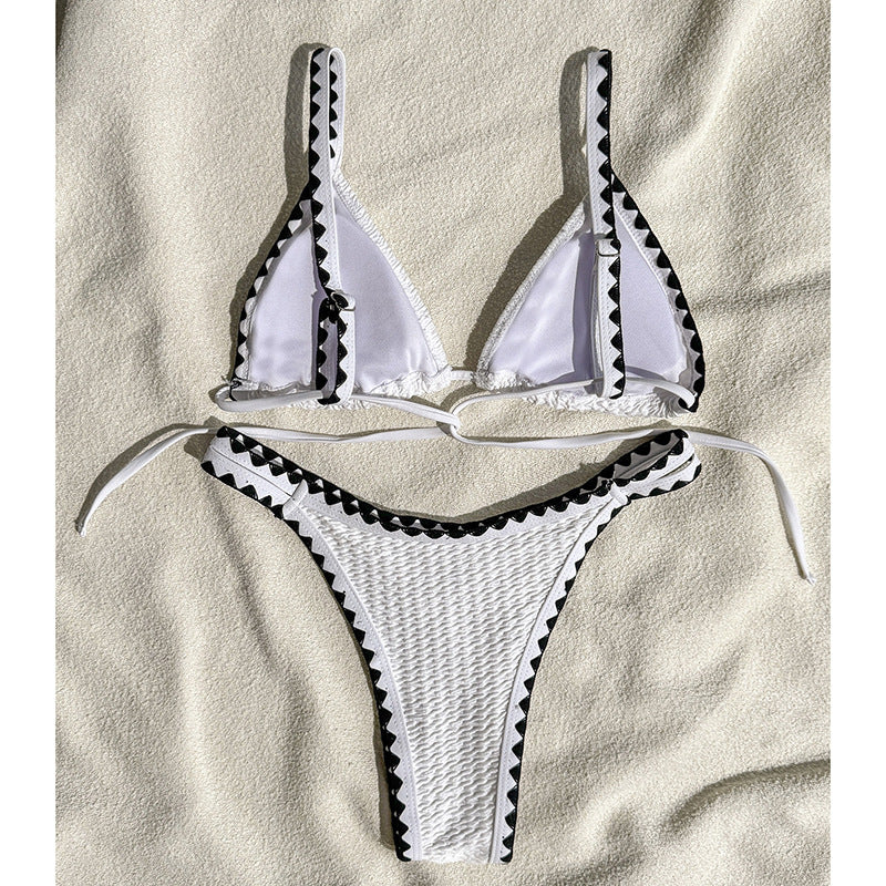 Dame triangel-bikini med raffinerede kontrastdetaljer Skovae