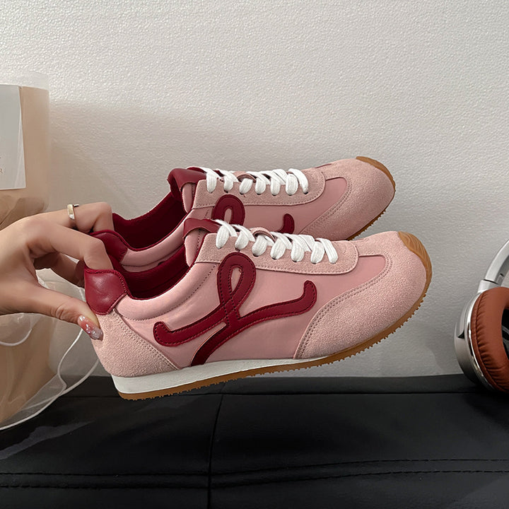 Dame Komfortable Sneakers i moderne, sporty design med stabil sål og åndbare egenskaber Stilla