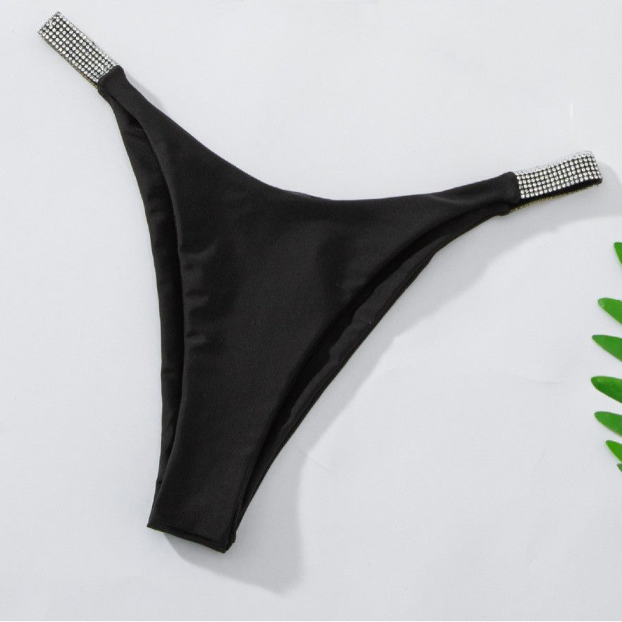 Dame bikiniunderdel med funklende strassdetaljer Skovae