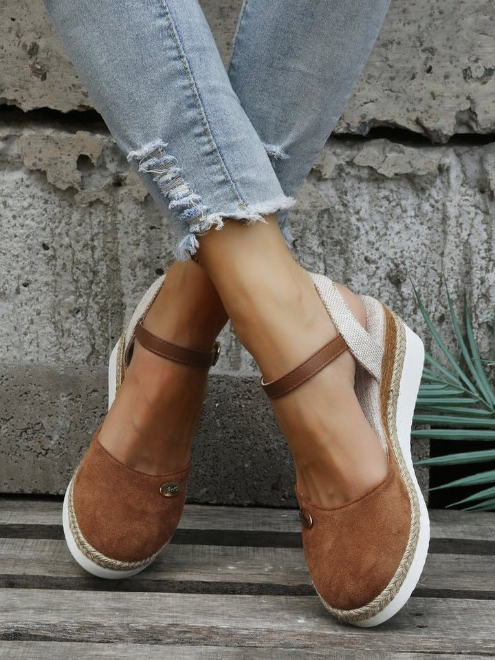Dame Wedge-sandaletter med elegant rem og komfortabelt fodseng Stilla