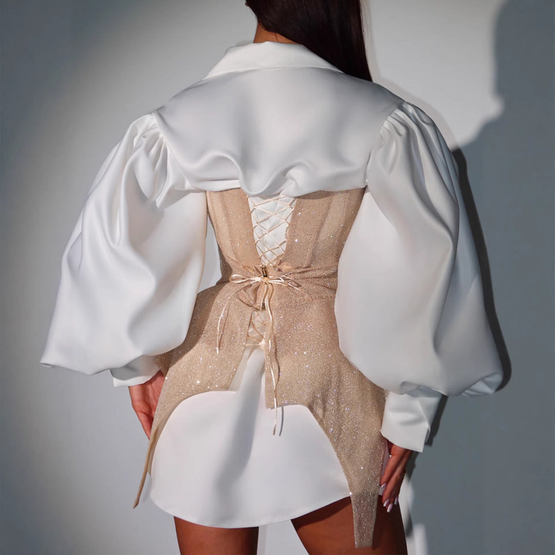Dame Glamourøs Bustier Kjole med Puffærmer og Elegante Detaljer