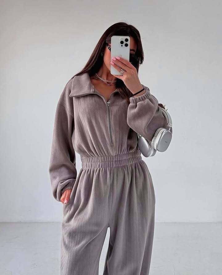 Kvinder Oversized Fleece Jumpsuit med Standkrave og Elastisk Talje Skovae