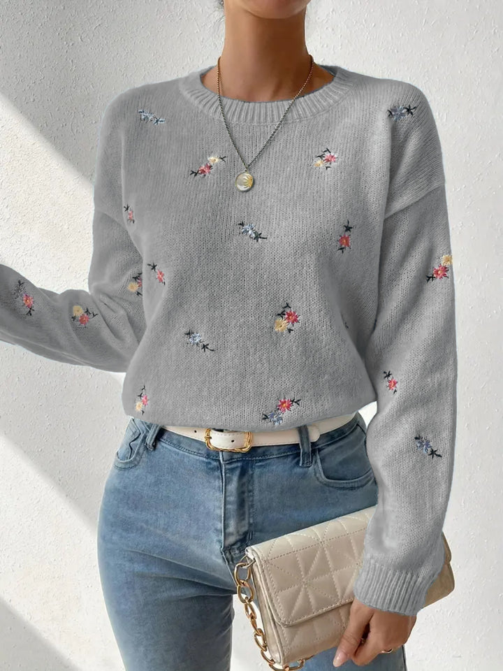 Damens festlige sweater med blomsterbroderi og afslappet snit Stilla