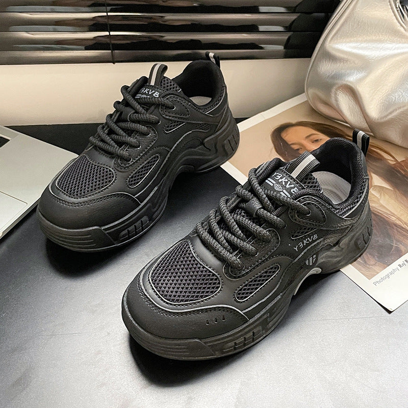 Dame Sporty Komfort-sneakers med åndbar mesh-overflade og dæmpende fodseng Stilla