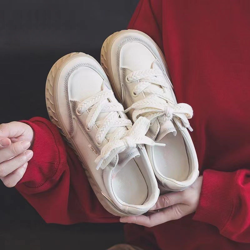 Dame sneakers i trendy chunky-stil Stilla