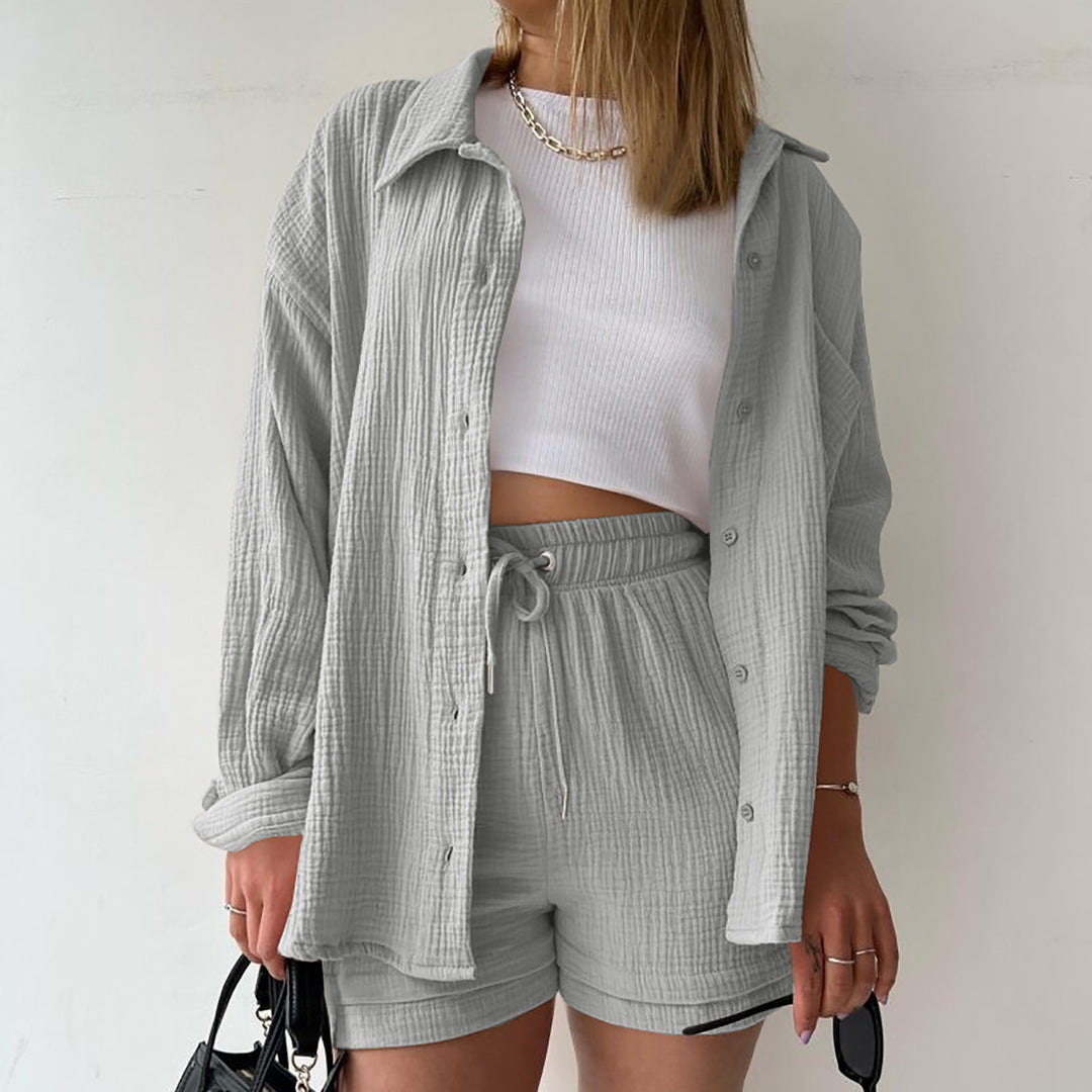 Dame luftigt to-delt sæt i blødt stof med top og shorts Stilla