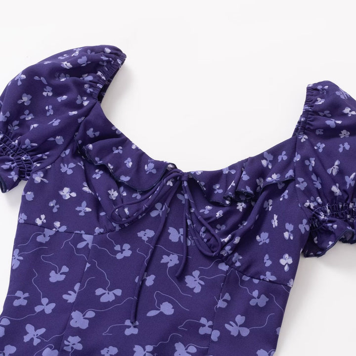 Dame sommerkjole med ruffles detaljer og blid blomsterbroderi Stilla