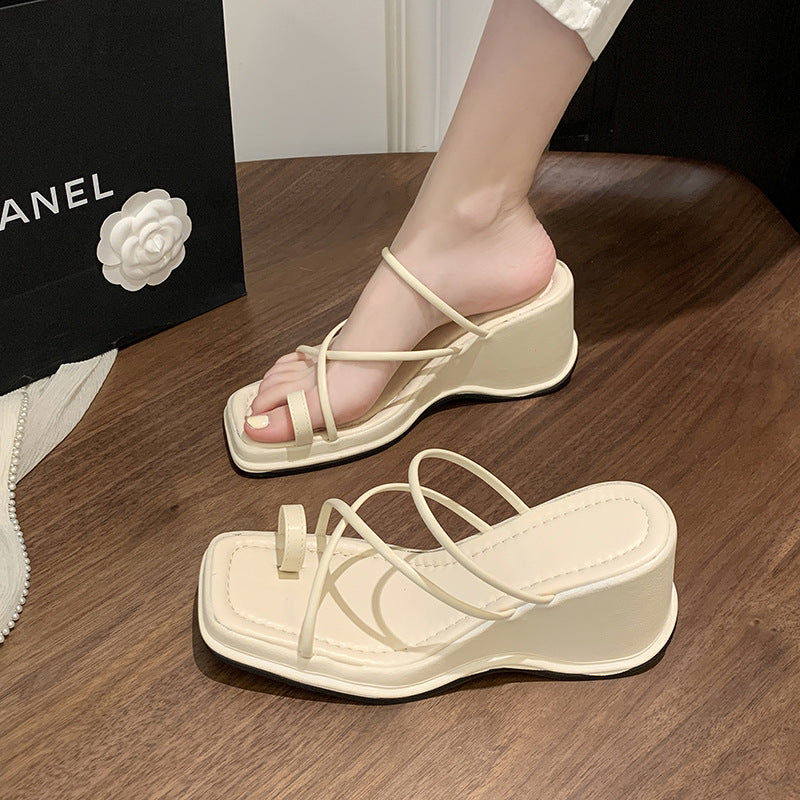 Dame Plateau-Sandaler med elegant Cross-Design og skridsikker sål Stilla