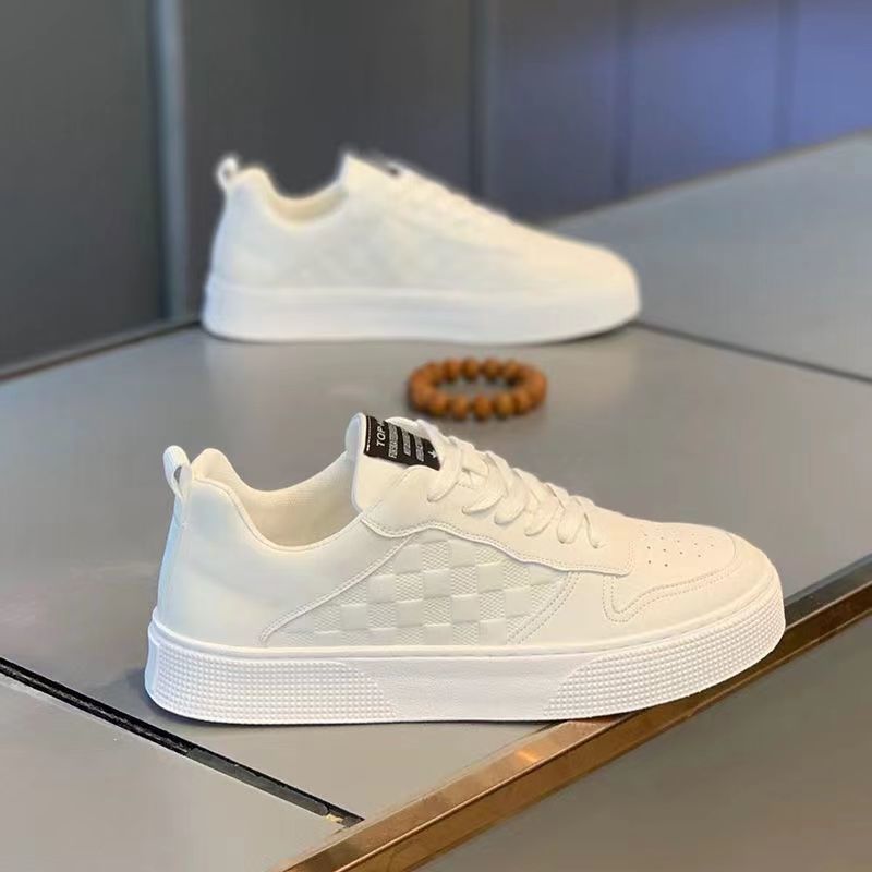 Femme Stilfulde Low-Top Sneakers med struktureret overmateriale Stilla