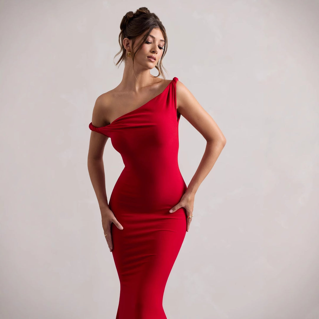 Elegant dame-en-skulder-maksikjole Stilla