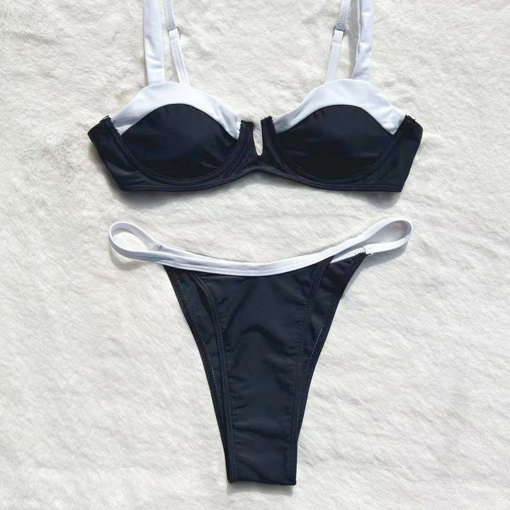 Dame bikini sæt med raffineret snit og justerbare stropper Stilla