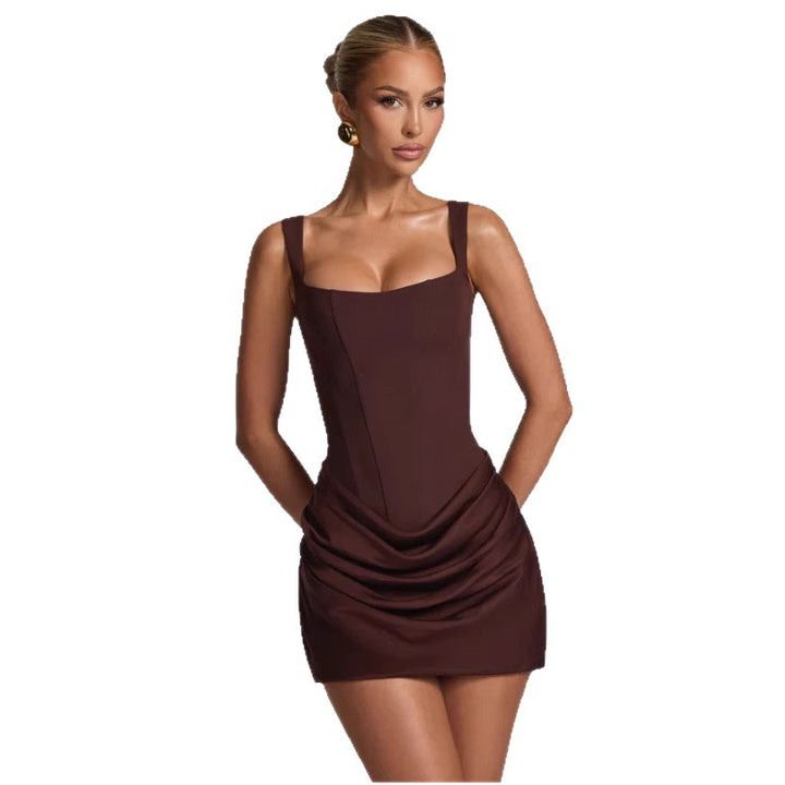 Dame minikjole med afslappet draperet design og off-shoulder snit Skovae