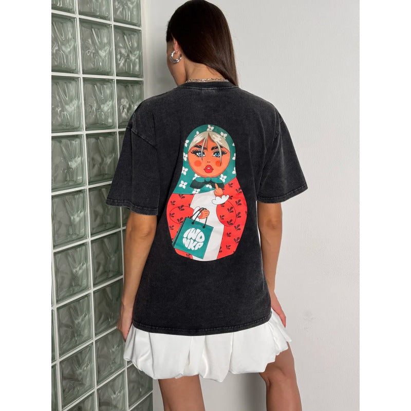Dame T-shirt med kunstnerisk Matroschka-design og afslappet pasform Stilla