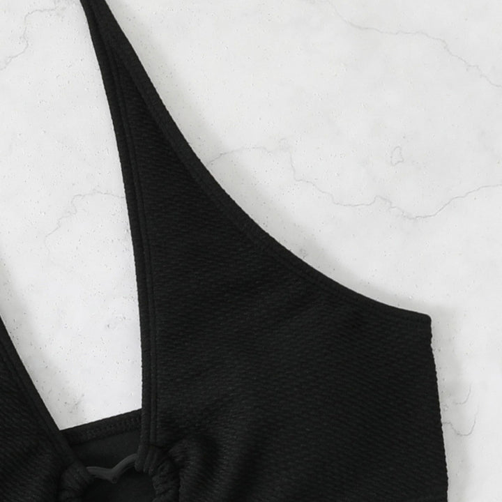 Dame bikini-sæt med hjerte-detaljer og trendy design Stilla