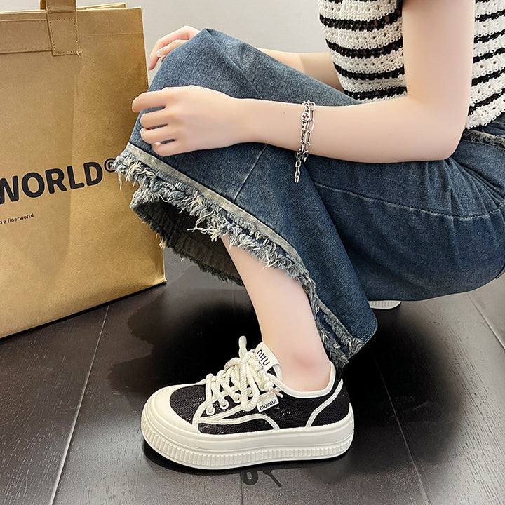 Dame plateausneakers med trendy netdesign og fashionable snøresystem Stilla