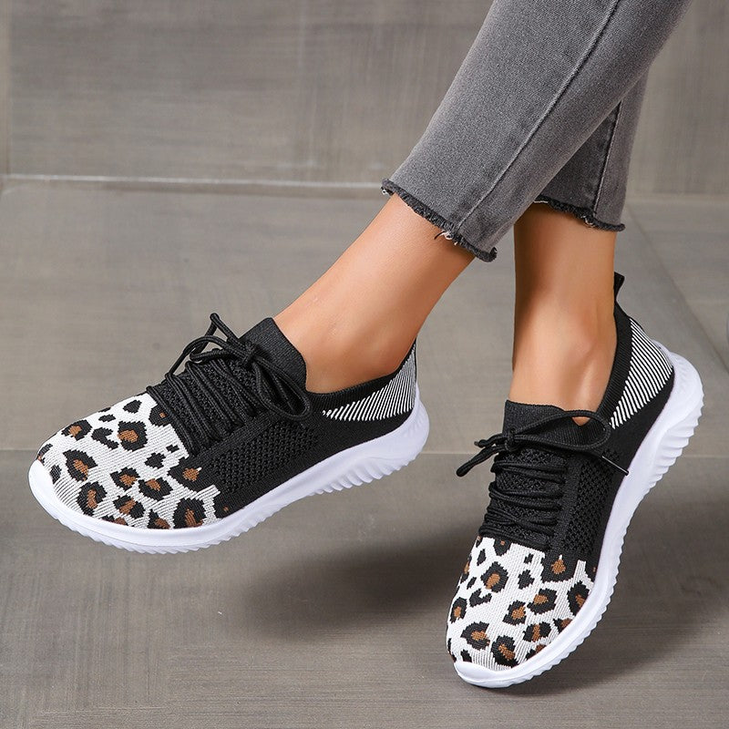 Dame Sporty Sneakers med åndbart overmateriale og moderigtigt leopardmønster Stilla