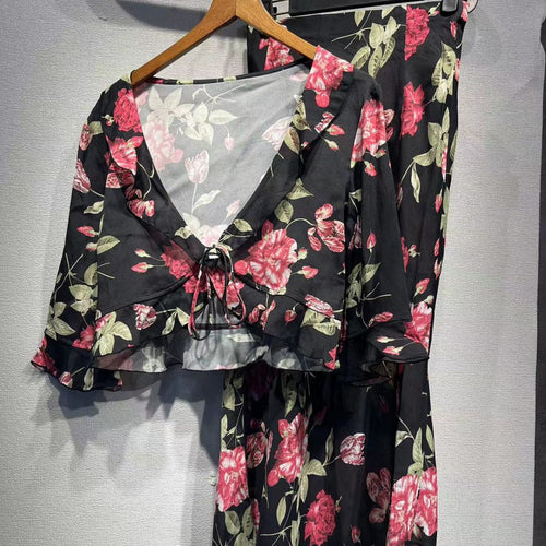 Dame sommerkjole med floralt design og blødt stof Stilla