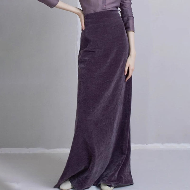 Dame elegant midi nederdel lavet af højkvalitets velour Stilla