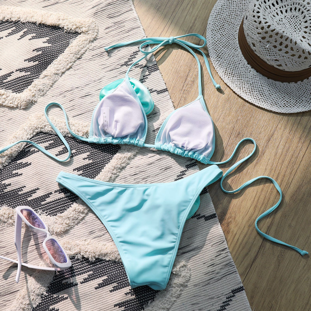Damebikini med blomstermotiver Stilla