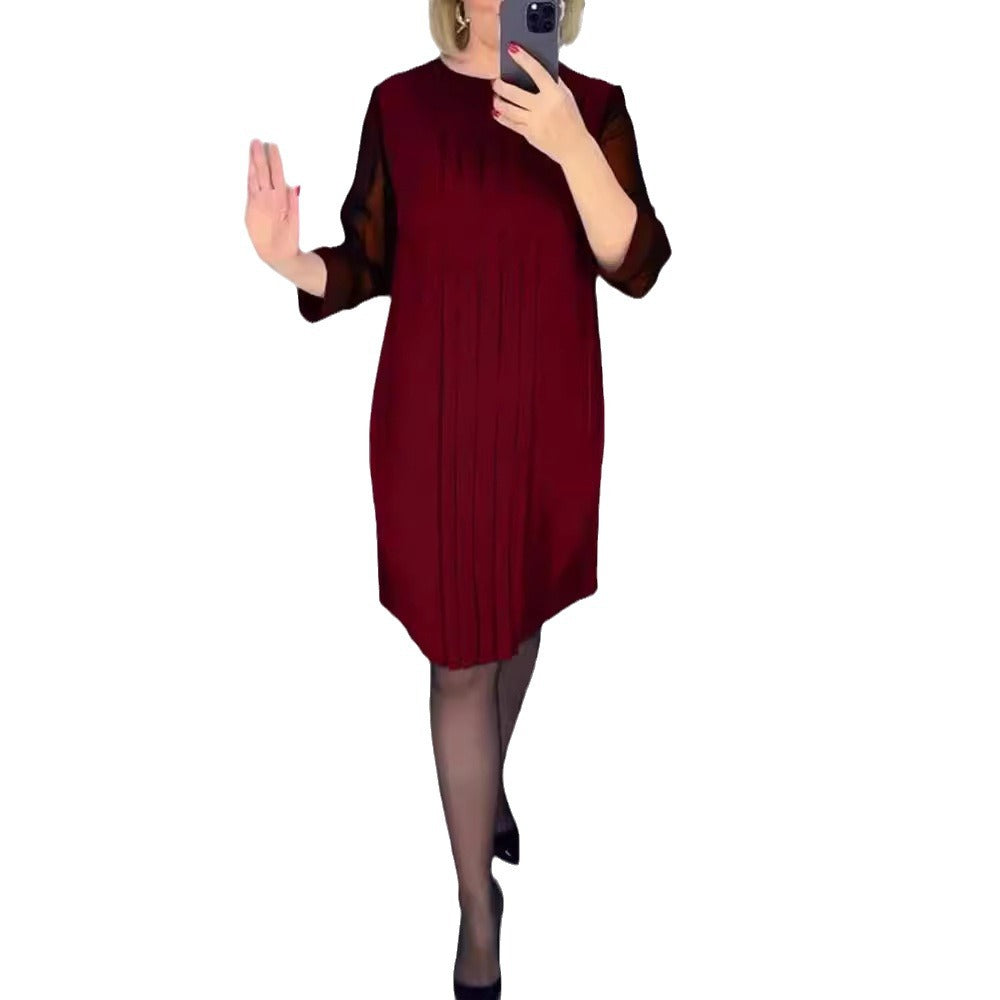 Dame elegant plisseret kjole med transparente ærmer og moderne snit Stilla