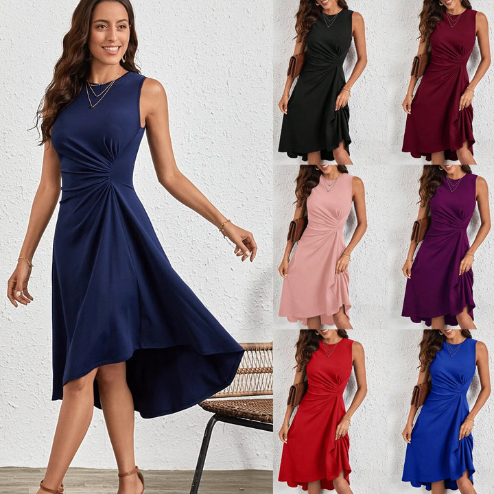 Dame Midi-kjole med Asymmetrisk Snit og Smigrende Drapering Skovae