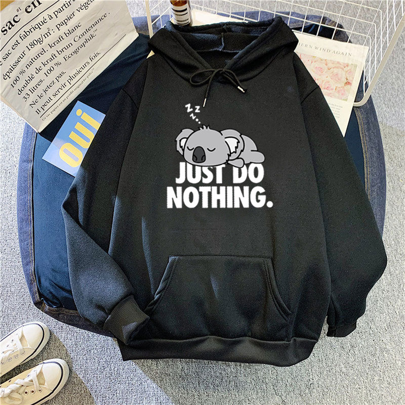Dame hoodie med legende koala design og motiverende tekst Skovae