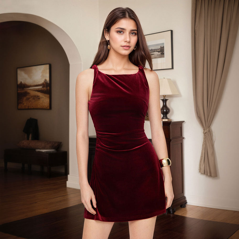 Dame mini kjole lavet af luksuriøs velour med elegant drapering Stilla