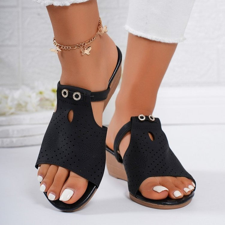 Dame Wedge-Pantoletten med åndbare huller og elegant dekoration Stilla