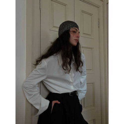 Dame elegant skjorte med struktureret krave og modeaccent Stilla