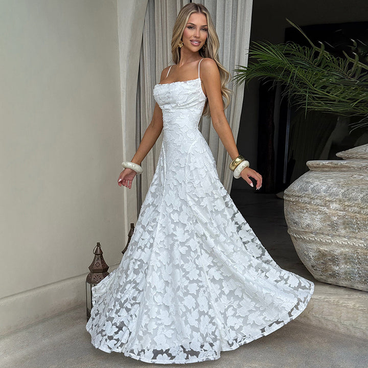 Dame Elegant aftenkjole med fine blomsterprint og raffinerede detaljer Stilla