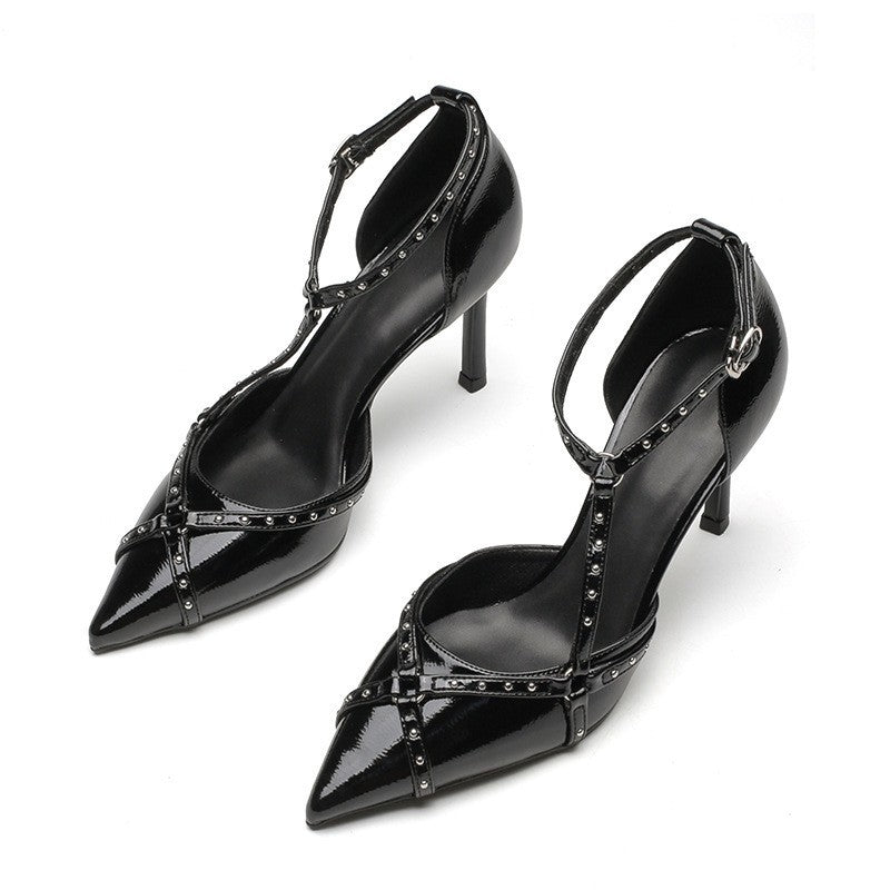 Dame Stiletto-højhælede sko med dekoreret rem-design og elegant snit Stilla