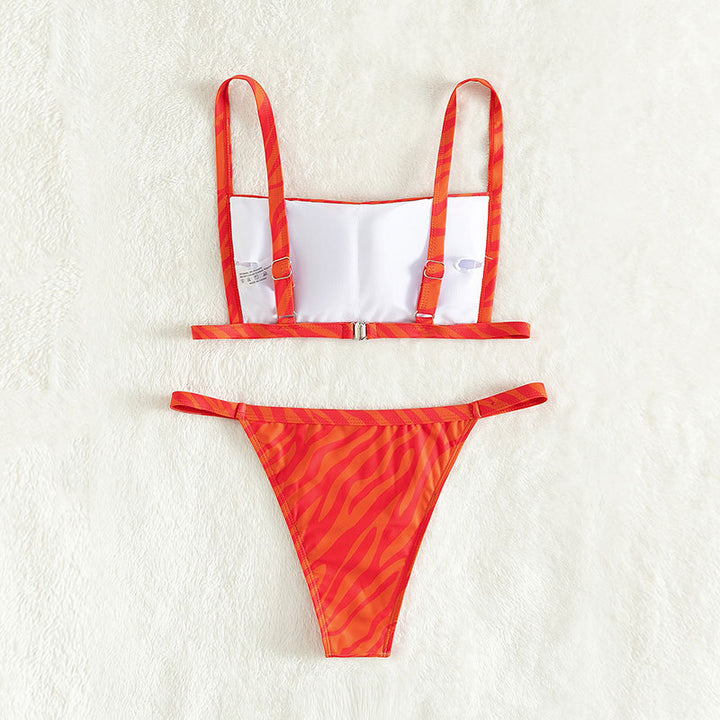 Dame bikini-sæt med sporty crop-top og højt skåret trusse Stilla