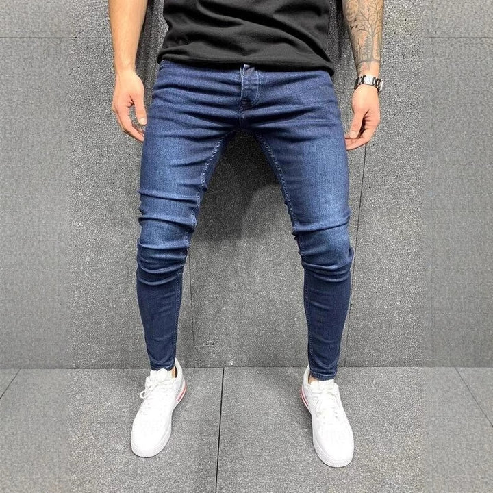 Herrer tætsiddende jeans i moderne slim-fit stil Stilla
