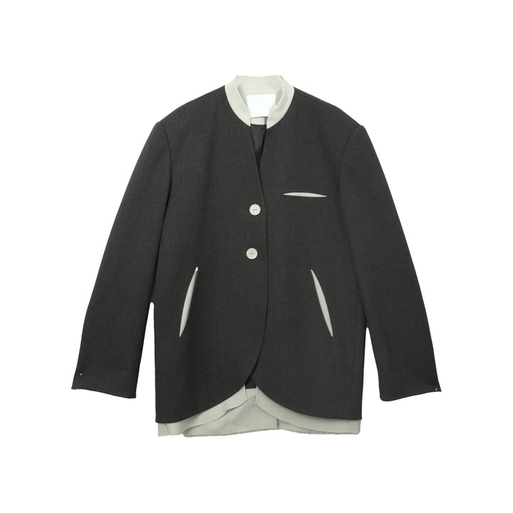 Dame elegant skåret blazer-sæt med fine detaljer og kontrasterende accenter Stilla
