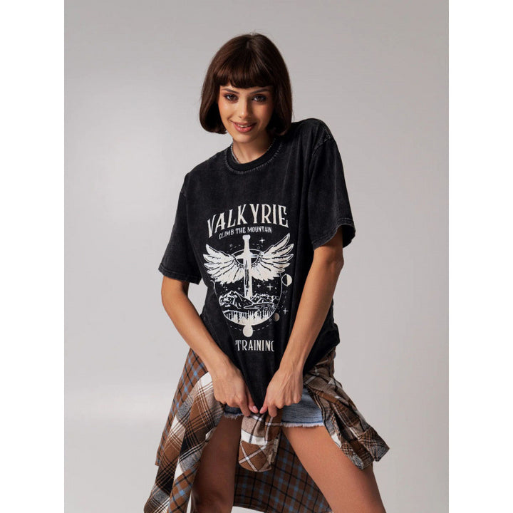 Dame T-shirt med kreativ Valkyrie-grafiktryk og afslappet snit Stilla