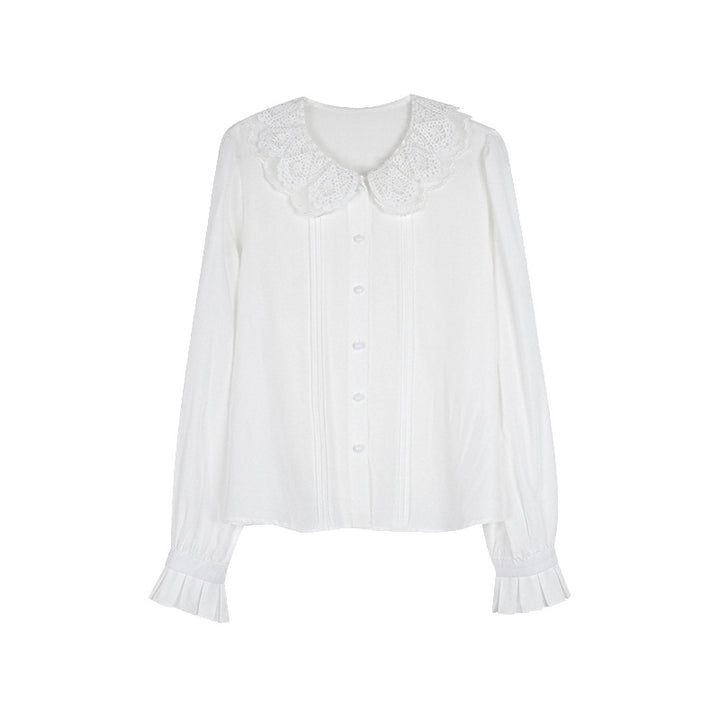 Damebluse med romantisk lacekrave og elegante flæseafslutninger Stilla