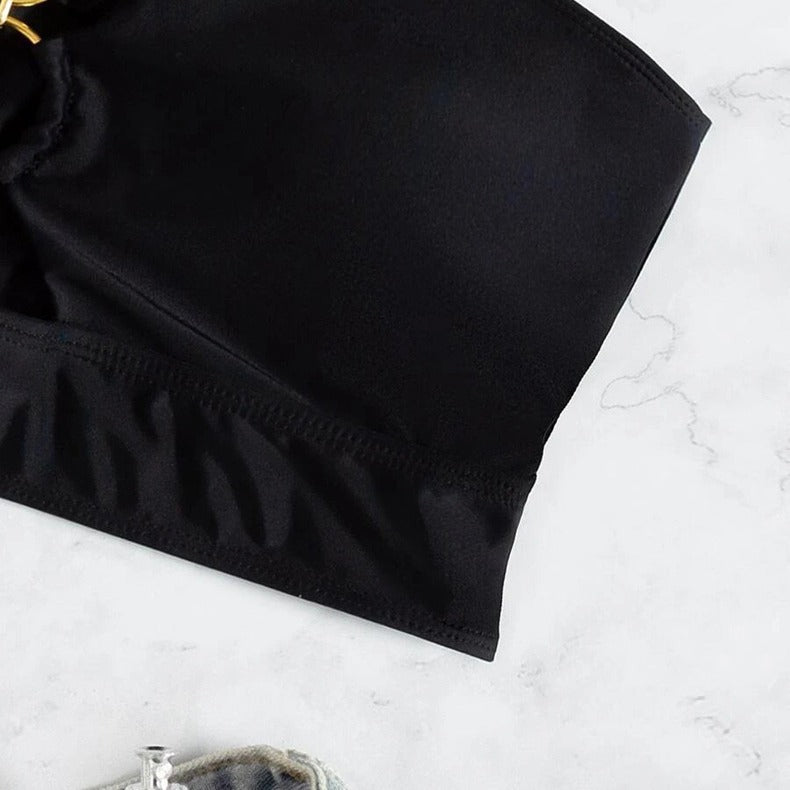 Dame bandeau-bikini top med elegant ring-detalje Skovae