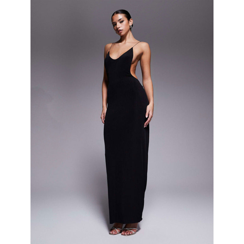 Damen Maxikleid mit tiefem V-Ausschnitt und seitlichen Cut-Outs Skovae