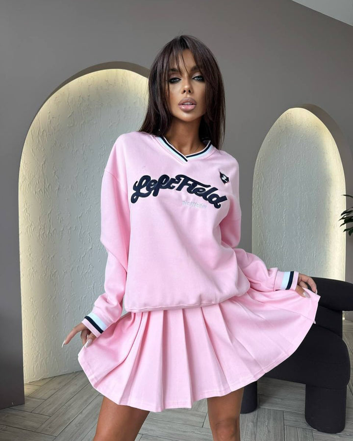 Kvinders afslappede kjole med integreret sweatshirt og iøjnefaldende logo Stilla