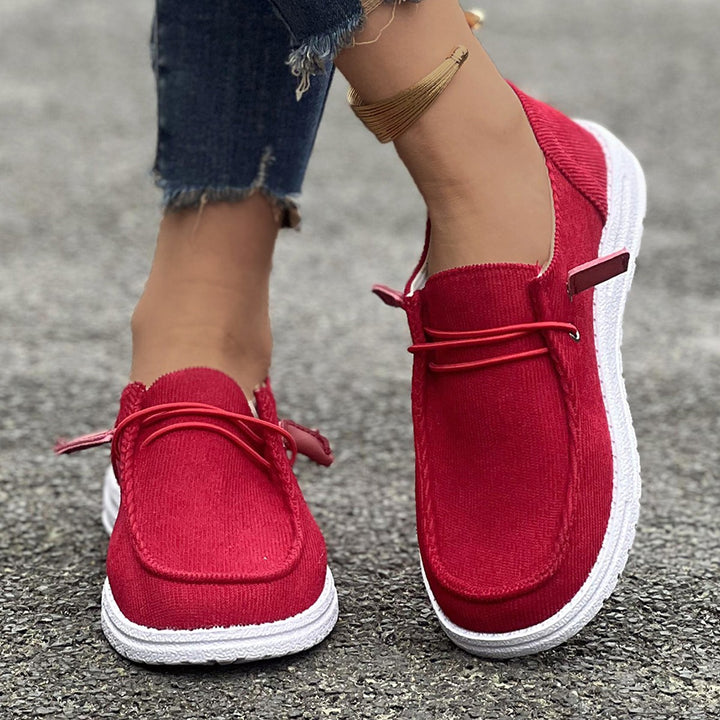 Dame afslappede Slip-On sko med elastisk komfort Stilla