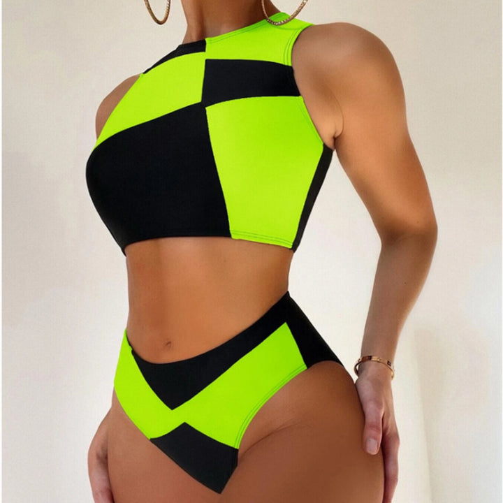 Dame Sporty Bikini med højhalset overdel og moderne cut-out Stilla