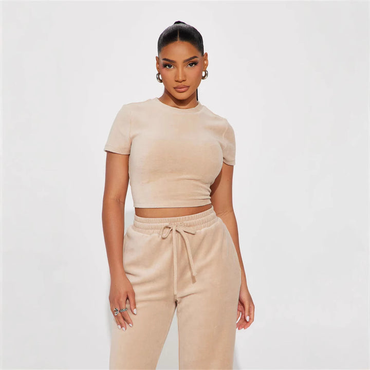 Damernes bløde velour loungewear sæt med cropped top og løse bukser Skovae